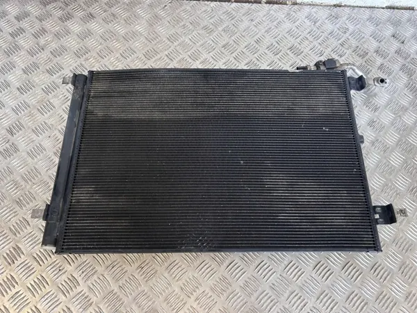 Audi A8 S8 D4 AC-kondensor OEM 4H0260403D image 9