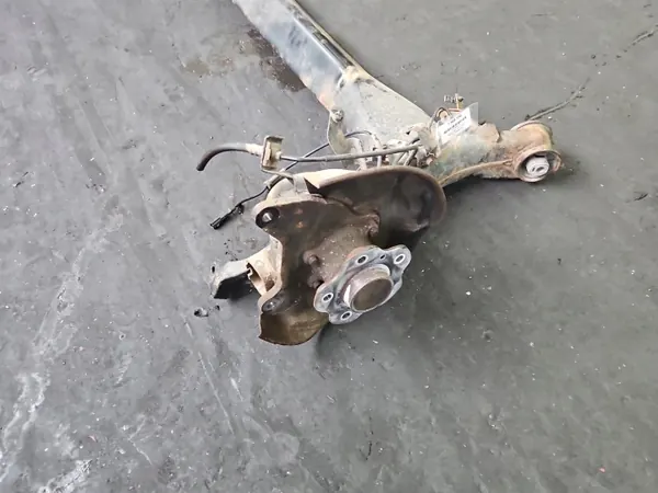 Poutre d'essieu arrière OEM IMPRK1548154 Renault Kadjar image 3