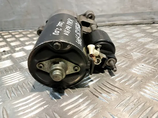 Motor de arranque Bosch 2.0 Citroen Xsara Picasso image 4