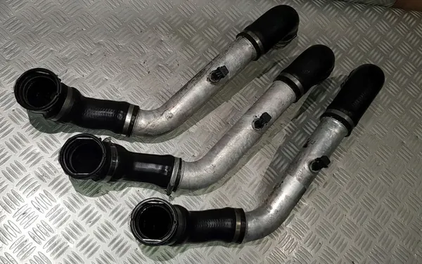 BMW E60 E61 Luftansaugschlauch Intercooler 7799401 image 4