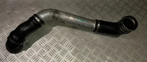 BMW E60 E61 Luftansaugschlauch Intercooler 7799401 image 8