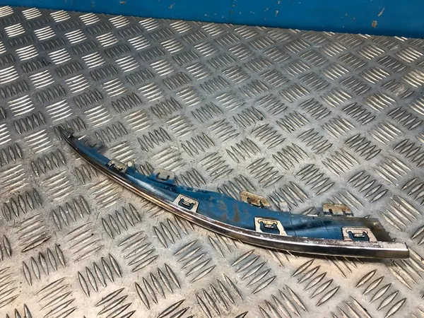 Rivestimento paraurti anteriore Mercedes-Benz A2058858702 image 2