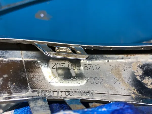 Rivestimento paraurti anteriore Mercedes-Benz A2058858702 image 8