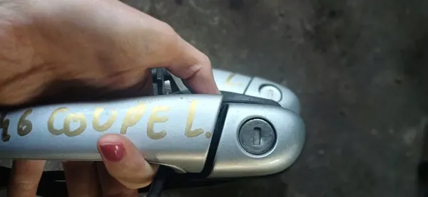 Mão da porta dianteira esquerda BMW E46 Coupe Titansilber image 4