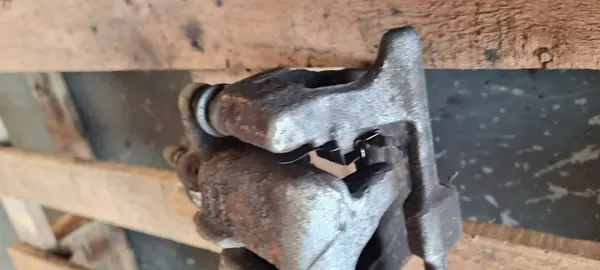 Audi A6 C6 Hintere Bremssattel L OE 4F0615403F image 3