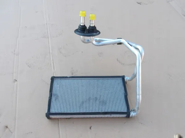 Chauffage eau Audi A6 C7 OEM NAGRZEWNICA AUDI A7 A6 C7 image 2