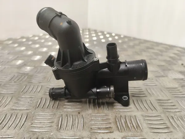 Carcasa de Termostato Renault Megane IV 1.6 dCi 110618527R image 3