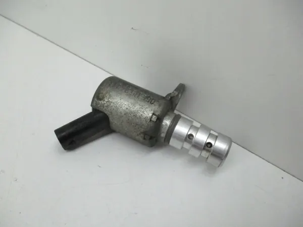 Soupape de Commande d'Arbre à Cames Audi Q7 A4 3.0 TFSI OEM 06E115243G image 2