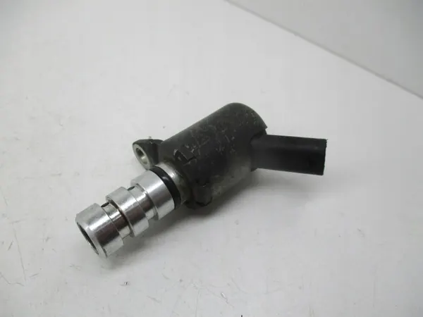 Soupape de Commande d'Arbre à Cames Audi Q7 A4 3.0 TFSI OEM 06E115243G image 3