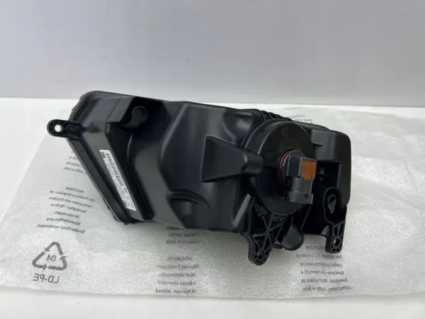 SEAT ATECA 575 Farol Dianteiro Direito OEM image 3