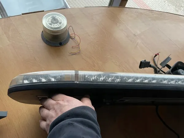 Barre d'avertissement LED 12/24V avec contrôleur 912x120 image 6