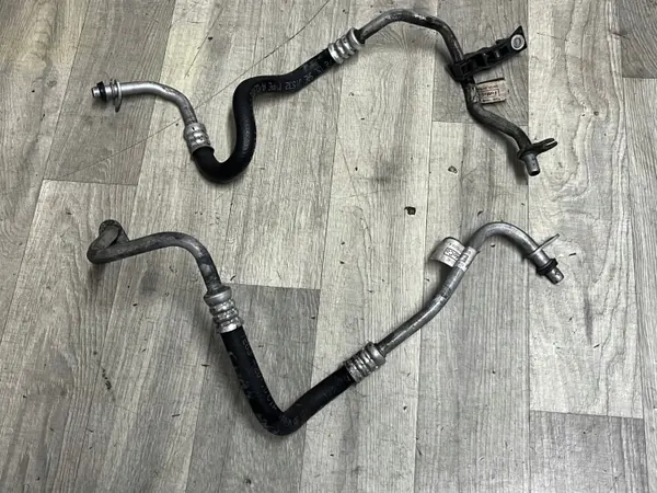 Conduit de refroidisseur d'huile Ford OE OEM FV4P7A031AC image 2