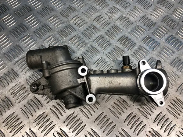 MERCEDES CLK W208 2.3 COMPRESOR Carcasa de Termostato 1112030473 image 2