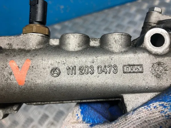 MERCEDES CLK W208 2.3 COMPRESOR Carcasa de Termostato 1112030473 image 4