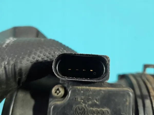 Luchtmassameter VW Golf IV 1.6 SR image 7