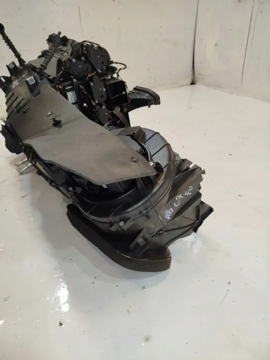 Radiateur de chauffage Audi A6 C7 OEM 4G1820005G - Occasion image 7