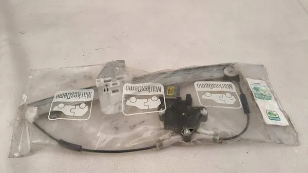 KIA Picanto Etuikkunan nostin 824011Y010 image 2