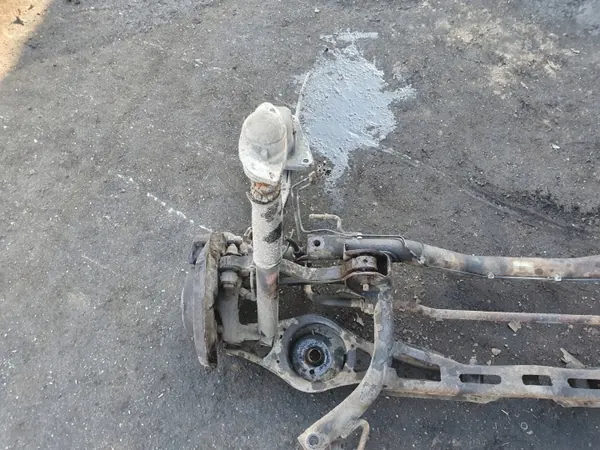 Achterophanging balk OEM - Gebruikt voor VW Touran 04R 2.0TDI image 10
