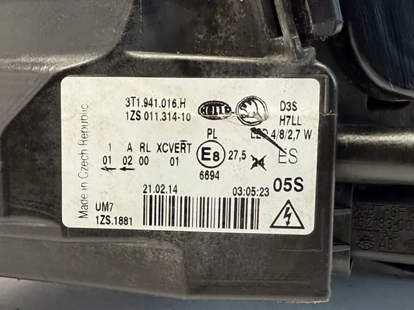 FARO DIREITO XENON SKODA SUPERB 2 II LIFT 5J1941016H image 4