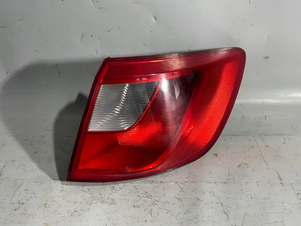 Luz trasera derecha Seat Ibiza IV Kombi LED image 5