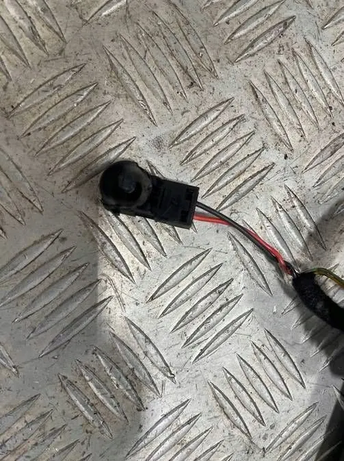 OEM 4887653 Actuador Izquierdo de Maletero BMW X6 E71/E72 image 5