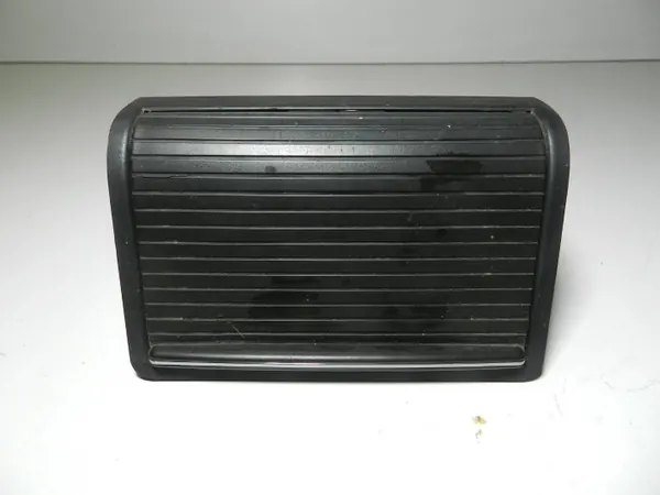 BMW 3 E46 taka-tuhkakuppi rullakansi OEM 8225988 8213682 image 6