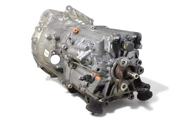 Manuaalivaihteisto BMW E90 E91 E81 E87 1.6 1.8 2.0 N43 image 8