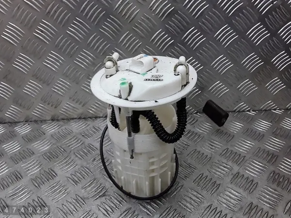 Renault bränslesensor OEM 8200689199 - Begagnad image 3