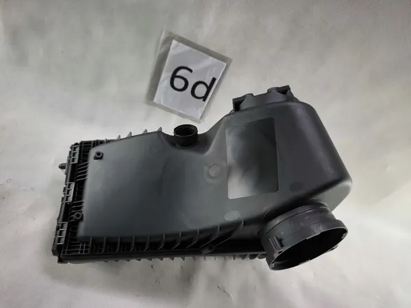 Ilmansuodattimen kotelo VW Touareg II 3.0 TDI image 2