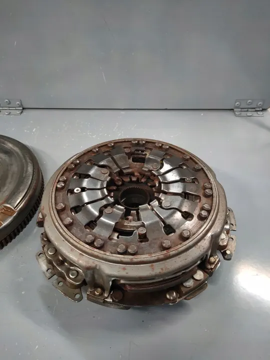 VW GOLF VII Volante Duplo Embrague 0AM141017CC LUK image 10