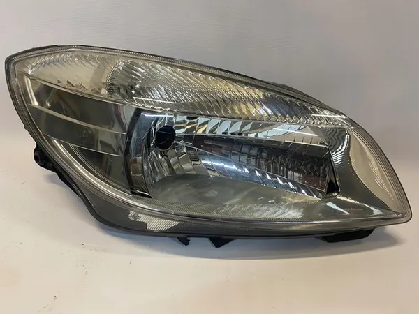 SKODA FABIA II LIFT Farol Direito 2010-2014 image 2