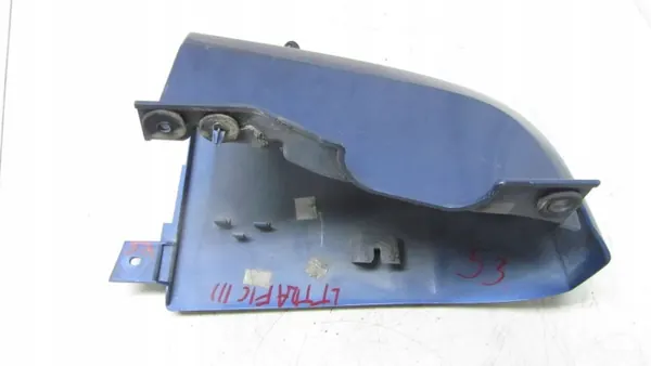 Trafic Vivaro III linker achterhoeklamp OEM 105/053 image 3