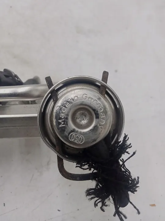 Rampa carburante 1.8 Turbo VW Audi Skoda 06A906031AB image 7