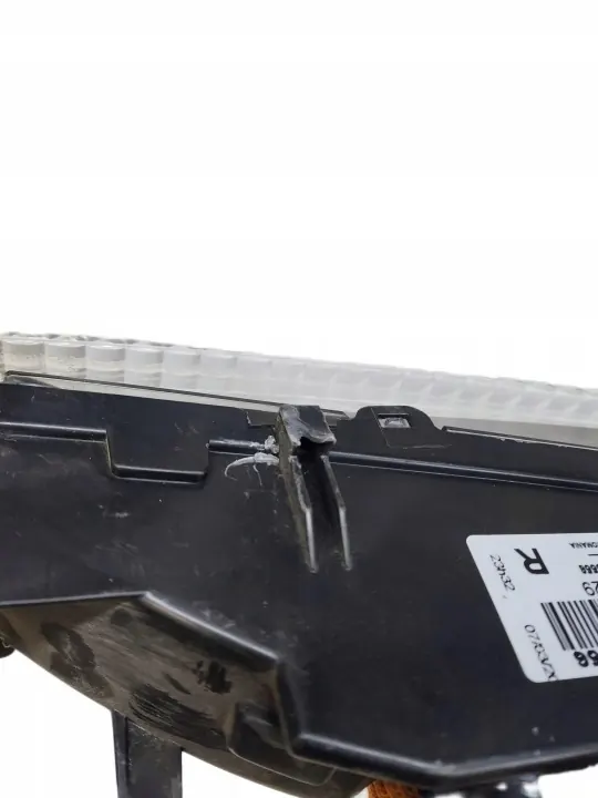 Audi Q7 4L oikea vilkku OEM #209 HMCAR image 9