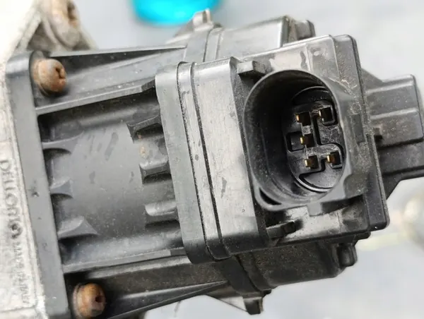 EGR-venttiili Opel Insignia A 2.0 CDTI image 9