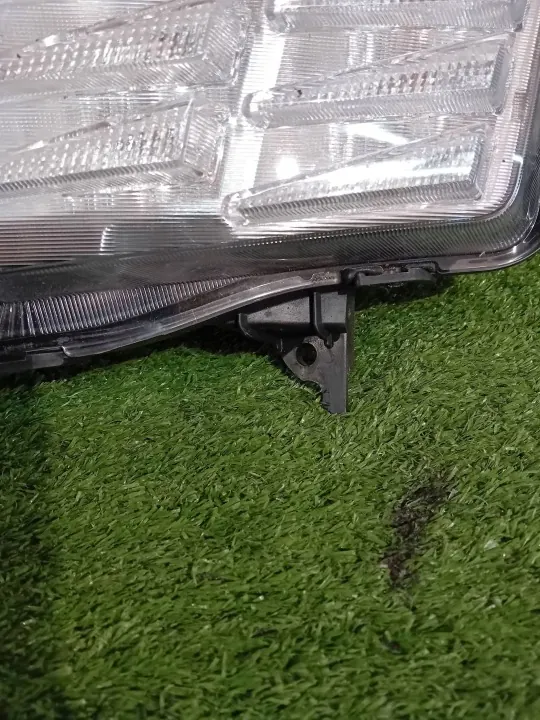 OEM CSC28347 Linker Front DRL Halogen Hyundai i30 III image 3