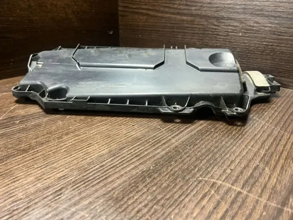 Couvercle de soupape OEM 8200805844 Master III 2.3 DCI image 2