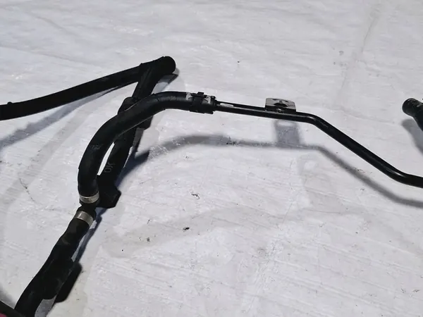 Vesiputki VW Golf VII 1.6 TDI CLH image 5