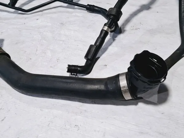 Vesiputki VW Golf VII 1.6 TDI CLH image 8