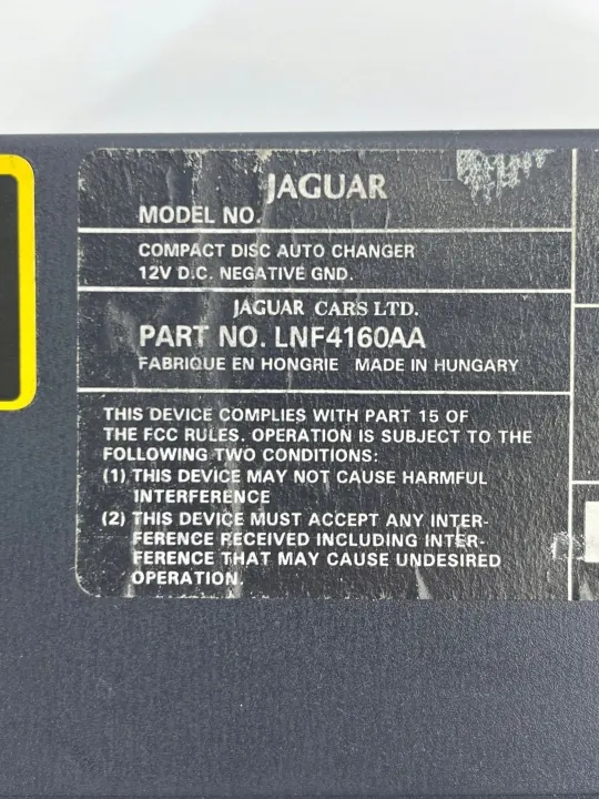 Changer CD Jaguar XJ X308 OEM LNF4160AA 4.0L image 8