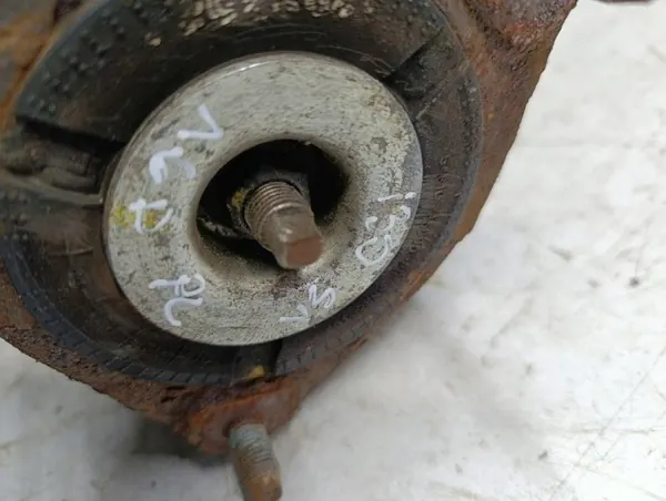 Amortecedor dianteiro direito OEM 54650A6300 Hyundai image 5