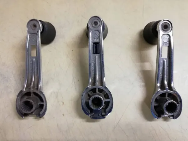 Régulateur de vitre Audi 80/90 B2 1986 OEM 431837581 image 7