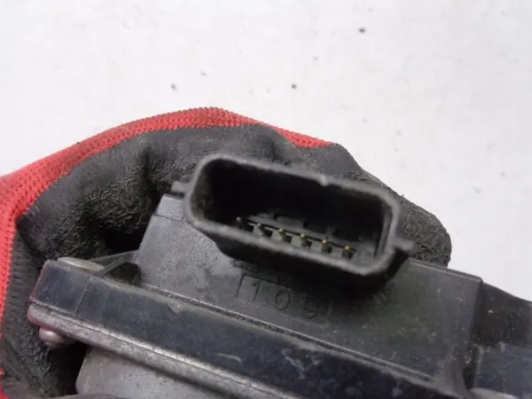 Drosselklappe Renault Twingo II 1.2 8200503217B image 4