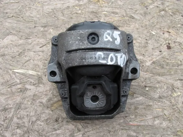 Moottorin tuki Audi Q5 I 8R 8R0199381A image 2