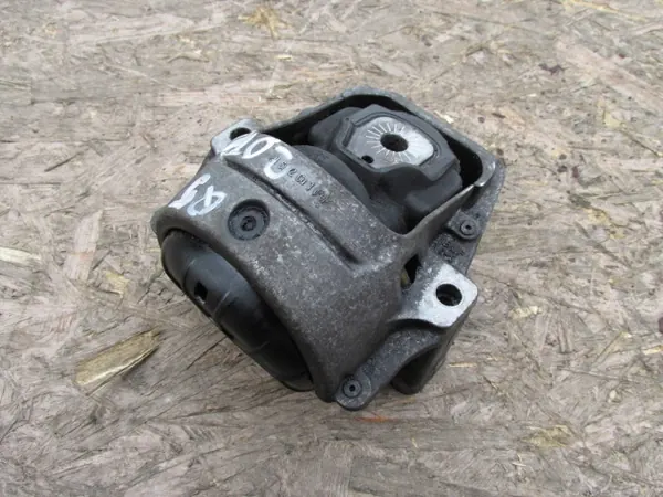 Moottorin tuki Audi Q5 I 8R 8R0199381A image 3