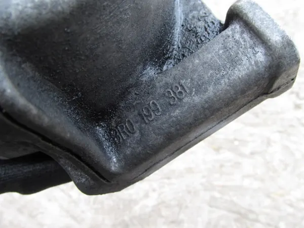 Moottorin tuki Audi Q5 I 8R 8R0199381A image 6