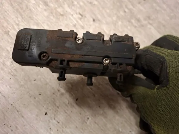 Land Rover RVH500050 Federungsventil Verteiler image 2