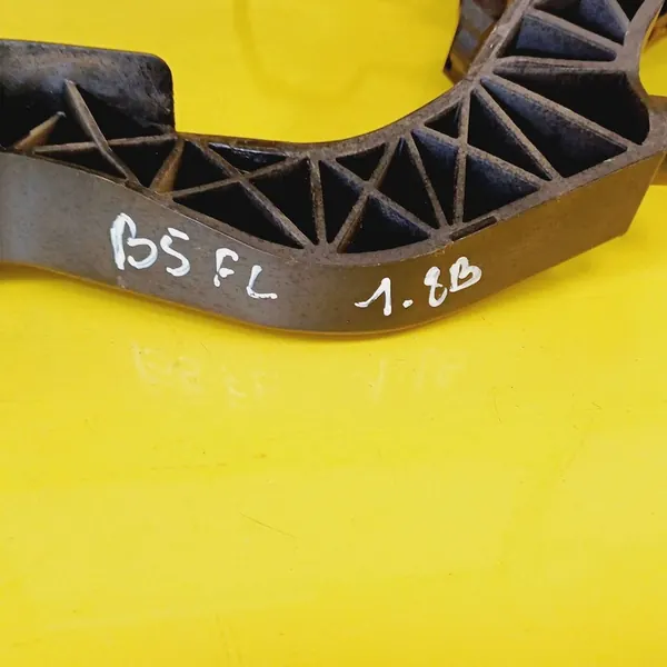 Gasklepp Potentiometer VW Passat B5 1.8 8D1721523E image 4