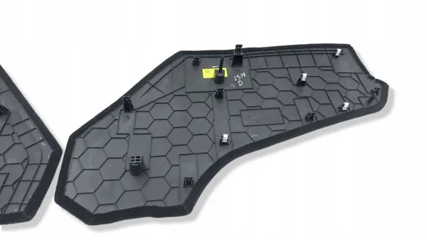 Tesla Model Y 2022 Mitteltunnel-Teile OEM 155987200A image 7