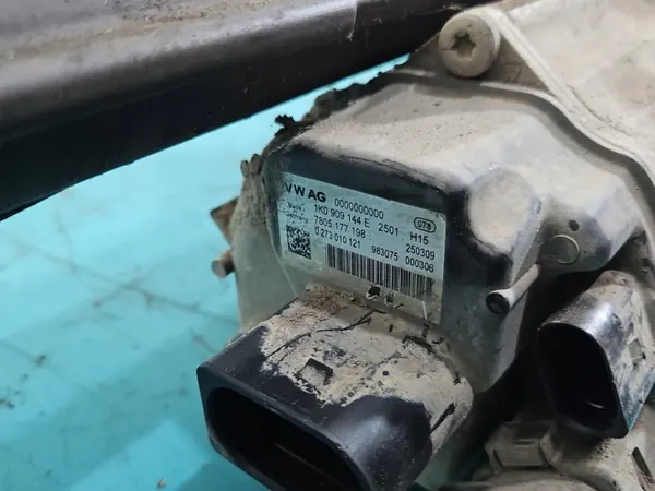 Stuurhuis Audi A3 8P OEM 1K0909144E - Gebruikt image 8